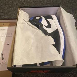 Air Jordan 1 "Royal Toe"